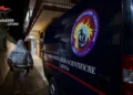 Mezzo del Nucleo Investigazioni Scientifiche dei Carabinieri durante un intervento notturno a Misterbianco.