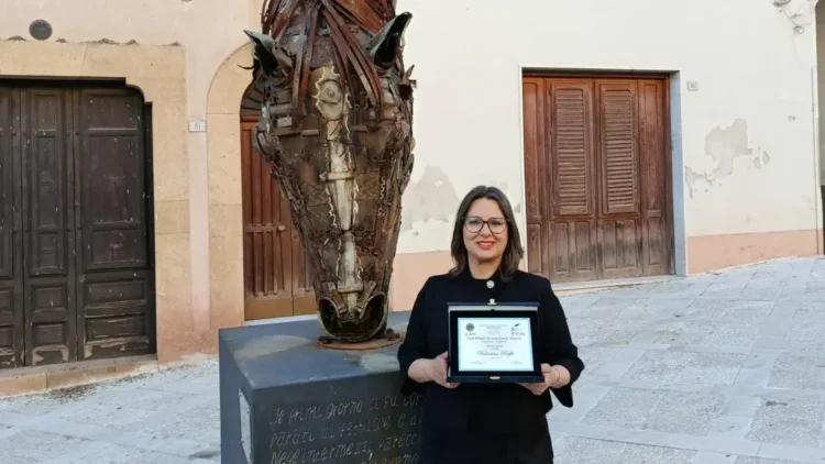Valentina Raffa durante la premiazione del Premio Navarro in Sicilia