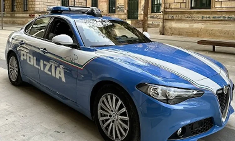 Operazione della Polizia di Stato a Vittoria con sequestri di droga e arma
