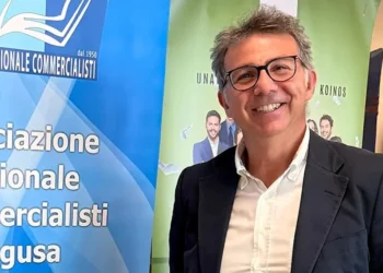 Veduta della rete stradale nel territorio ragusano con collegamenti verso l’aeroporto di Comiso