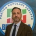 Il consigliere comunale di Forza Italia segnala passerelle incomplete, rifiuti e manutenzioni carenti nella frazione balneare di Vittoria