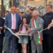 Taglio del nastro per l'inaugurazione della nuova piazza Cavour a Scoglitti alla presenza delle autorità cittadine