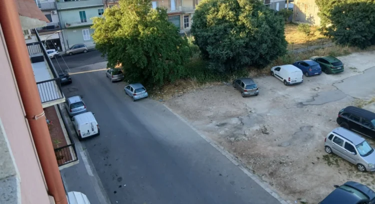 Piazza Monte Pellegrino a Ragusa, interrogazione in Consiglio: chiesti chiarimenti sul mancato completamento dell’area