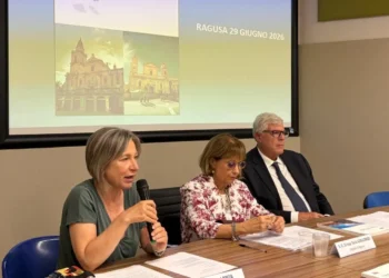 Presentazione della monografia del Registro Tumori di Ragusa durante l'incontro nella sede dell'Asp di Piazza Igea