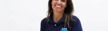 Alessandra Ruta in maglia Avimec Modica durante una foto ufficiale della società biancoazzurra