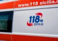 Ambulanza del 118 Sicilia intervenuta dopo un incidente stradale in contrada Crocevie a Modica