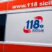 Ambulanza del 118 Sicilia intervenuta dopo un incidente stradale in contrada Crocevie a Modica
