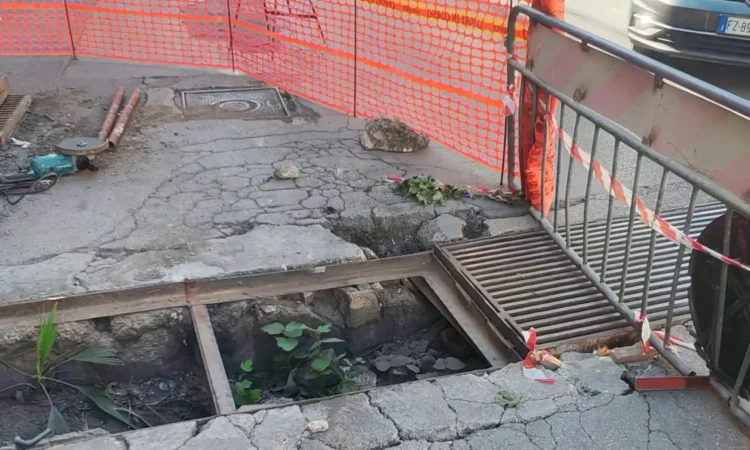 Comiso, lavori su griglie e caditoie: interventi nelle strade