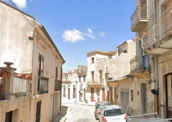 Comiso, rafforzata illuminazione in via Silvio Pellico dopo segnalazioni