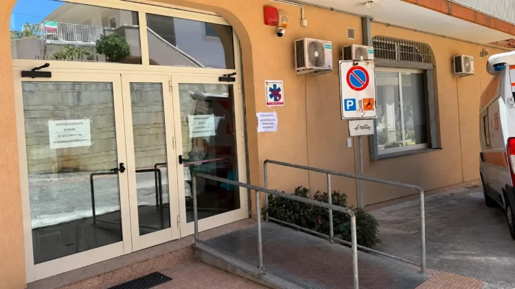 Ingresso della Continuità assistenziale nella Casa della Comunità di Modica dopo il trasferimento del servizio