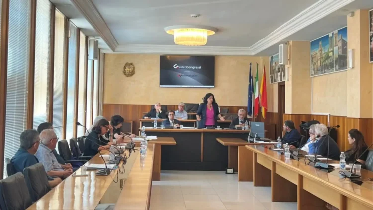 Seduta del Libero Consorzio di Ragusa durante l'approvazione del percorso per la Fondazione Enjoy Barocco South East Sicily