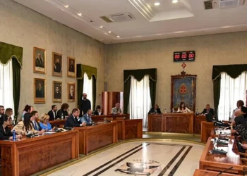 Seduta del Consiglio comunale di Modica durante una riunione nell'aula consiliare del Comune