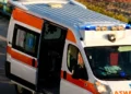 Ambulanza del 118 intervenuta a Marina Marza, nel territorio di Ispica, dopo il malore che ha colpito un uomo di 44 anni.