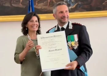 Il colonnello modicano Manuel Scarso durante una cerimonia istituzionale per il conferimento di un'onorificenza.