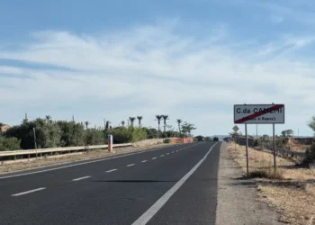 Segnalata una possibile incongruenza nella segnaletica sulla SP25 tra Ragusa e Marina di Ragusa, in prossimità di Camemi. Chiesta una verifica