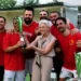 Premiazione della squadra vincitrice del Memorial Adolfo Padua con i familiari durante la seconda edizione a Donnalucata.