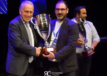 Modica Calcio premiato dopo la promozione in Serie D