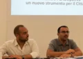 Alessandro Basile e Andrea La Rosa durante un incontro pubblico a Vittoria dedicato ai temi dell'amministrazione cittadina.
