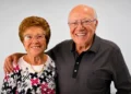 Giorgio Poidomani e Pina Firrincieli in una fotografia di famiglia diffusa in occasione dei funerali a Ragusa