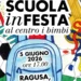 Bambini e famiglie partecipano a laboratori nel centro storico di Ragusa durante Scuola in festa