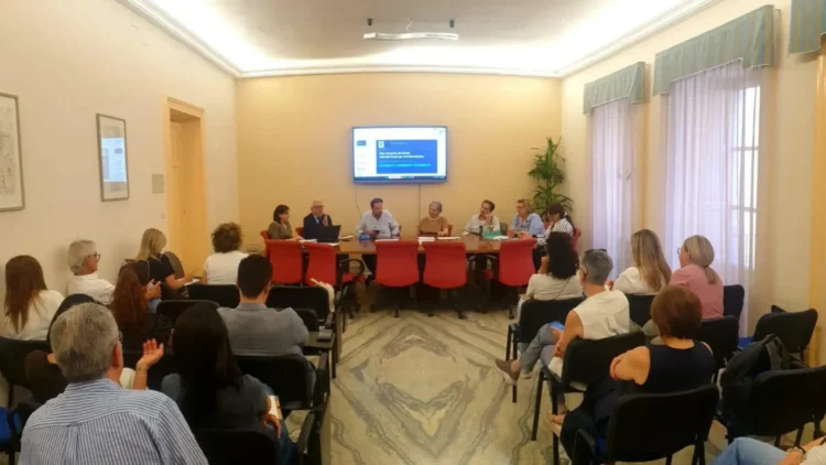 Incontro tra Comune di Modica, commissione tecnica e rappresentanti degli asili nido sul tema dei rimborsi.