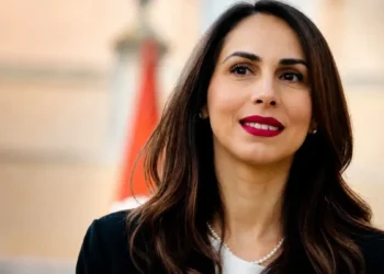 Ritratto della consigliera comunale Rossana Caruso, intervenuta sullo stato di agitazione della Polizia locale di Ragusa