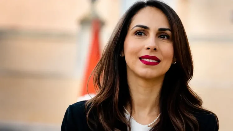 Ritratto della consigliera comunale Rossana Caruso, intervenuta sullo stato di agitazione della Polizia locale di Ragusa