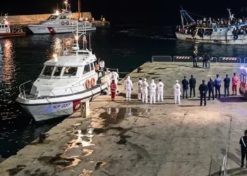 Pozzallo, 107 migranti soccorsi in un giorno: il sindaco chiede l'intervento della Regione