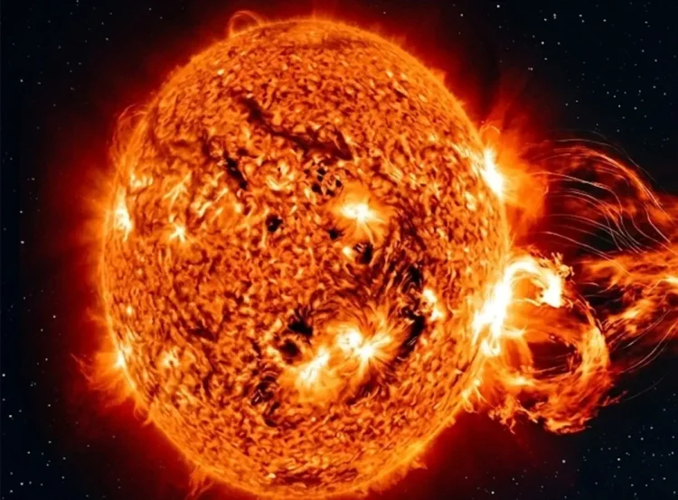 Tempesta geomagnetica causata da una espulsione di massa coronale dal Sole