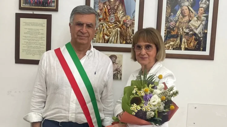 Il Prefetto di Ragusa Tania Giallongo durante una visita istituzionale in uno dei Comuni montani della provincia