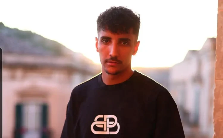 Momo Noukri, centrocampista del Frigintini Calcio, ritratto durante il suo ritorno in maglia rossoblù per la nuova stagione