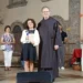 Una fase della premiazione di "Note sotto il Carmine", il festival dedicato alle giovani voci organizzato in piazza Carmine nell'ambito delle celebrazioni in onore della Madonna del Carmelo a Ragusa