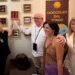 Donatella Cocchini, Nino Scivoletto, Valeria Zazzaretta, Francesco Castiglione e Cettina Divita durante la cerimonia di consegna della tavoletta del Festival di Spello al Museo del Cioccolato di Modica