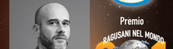 Ritratto dell'architetto Gianluca Caputo, premiato alla 31ª edizione del Premio Ragusani nel Mondo 2026, con il logo dell'associazione e della manifestazione