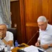 Due amministratori al tavolo del Consiglio comunale di Santa Croce Camerina durante la seduta del 29 luglio 2026