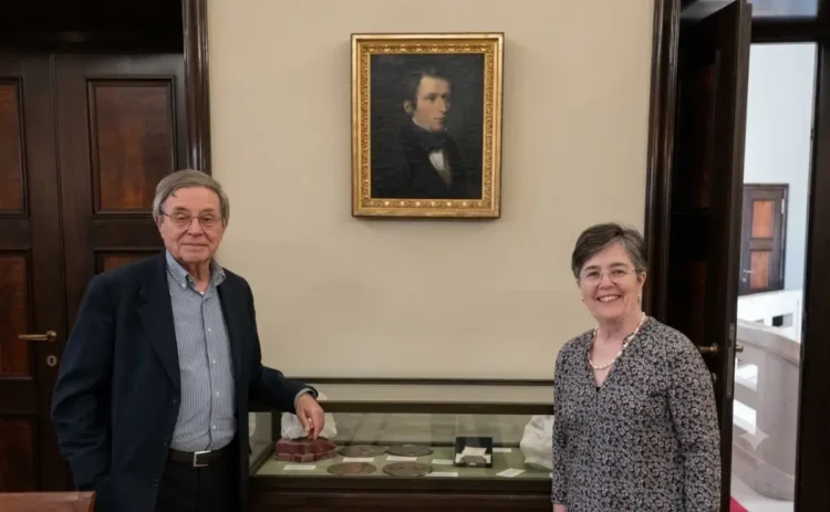 Stefano Certa e Angela Marchica durante la presentazione delle loro opere al Centro Nazionale di Studi Leopardiani di Recanati
