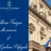 Locandina del Comune di Vittoria con il Palazzo Comunale e l'annuncio della cerimonia commemorativa per il prof. Gaetano Rifugiato