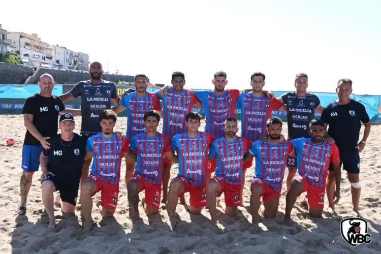 We Beach Catania affronta la tappa di Praia a Mare con tre gare decisive per la Final Eight. Al via anche l'Under 20 in Coppa Italia