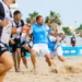 Azione di gioco sulla sabbia di Scoglitti durante i quarti di finale della Poule Scudetto di beach soccer Serie A