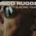 Primo piano di Enrico Ruggeri con occhiali da sole sulla locandina dell'Electric Tour 2026