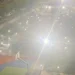 Area giochi e campo sportivo dell'ex mercato ortofrutticolo di Modica illuminati di notte da forti faretti esterni.