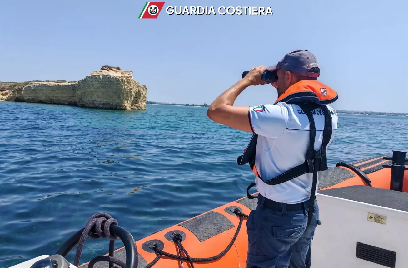 Ferragosto, la Guardia Costiera di Pozzallo rafforza i controlli su mare e spiagge