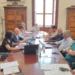 Sindaci e amministratori riuniti al tavolo durante l'assemblea dei soci di Iblea Acque a Palazzo dell'Aquila, a Ragusa.