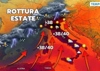 Mappa meteo dell'Italia con temperature 38-40°C indicate in rosso e frecce arancioni verso nord, temporali sul Nord-Ovest