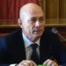 Stefano Guccione, amministratore unico di Iblea Acque, seduto a un tavolo istituzionale durante un'audizione o conferenza