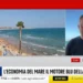 Il sindaco di Scicli in collegamento Live su Sky Tg24 dalla spiaggia di Sampieri, sullo sfondo il mare e il litorale affollato