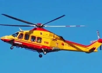 Elicottero giallo dell'elisoccorso