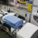 Ambulanza con barella e dispositivi sanitari all'interno del mezzo a Palermo