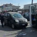Auto con parabrezza sfondato dopo l'investimento di un'anziana a Modica: sul posto agenti e soccorritori del 118
