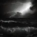 Fulmini attraversano il cielo notturno sopra un mare in tempesta, scena simbolo di un temporale di maltempo